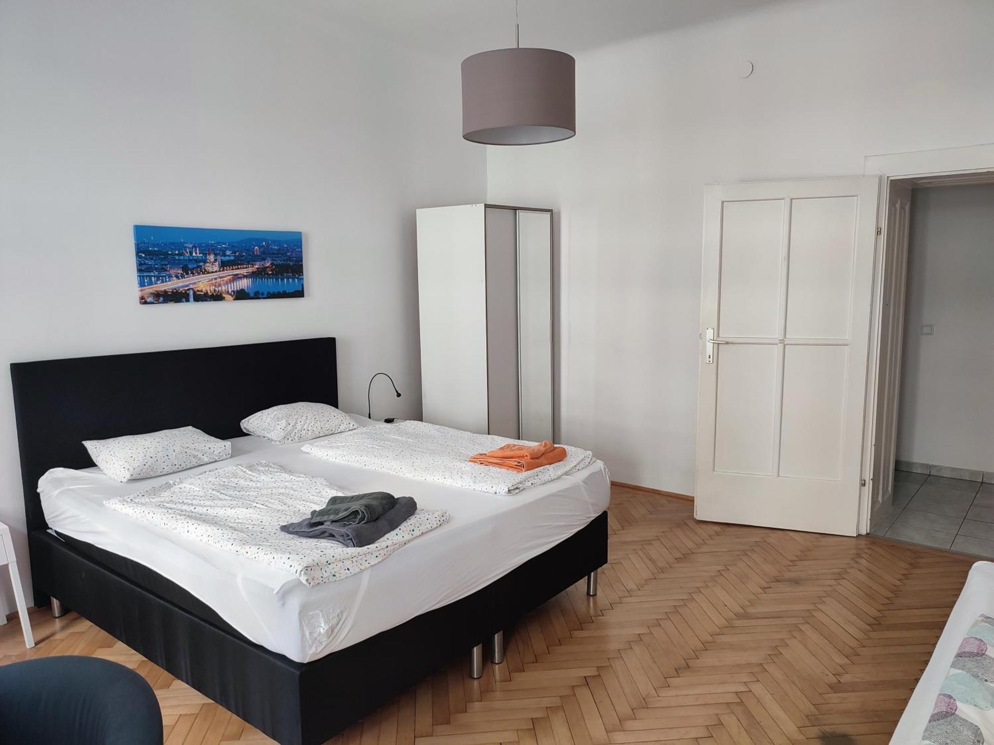 Apartments Near Schoenbrunn Вена Экстерьер фото