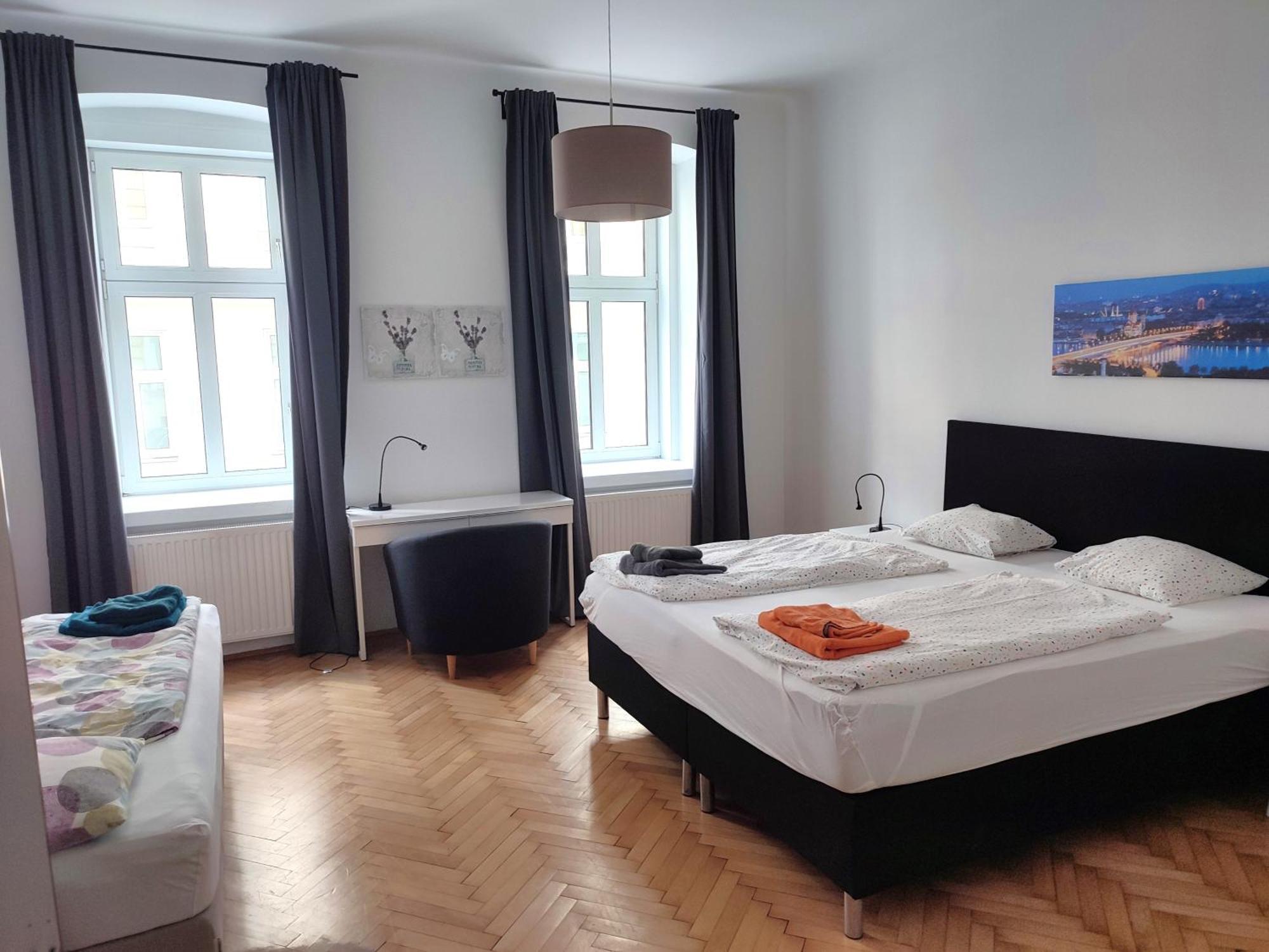 Apartments Near Schoenbrunn Вена Экстерьер фото